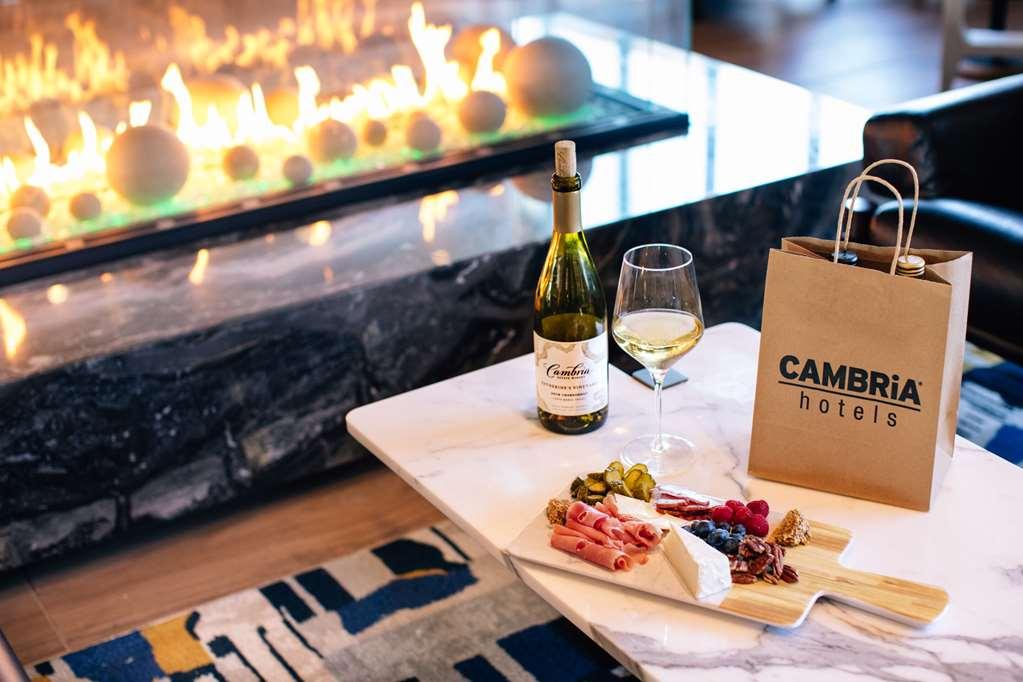 Cambria Hotel Manchester South Windsor ร้านอาหาร รูปภาพ